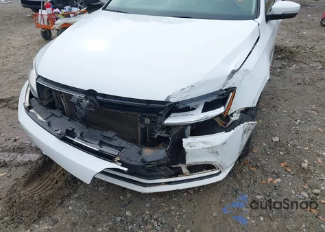 2017 Volkswagen Jetta 1.4T Se from USA, damaged, VIN 3VWDB7AJ1HM287141